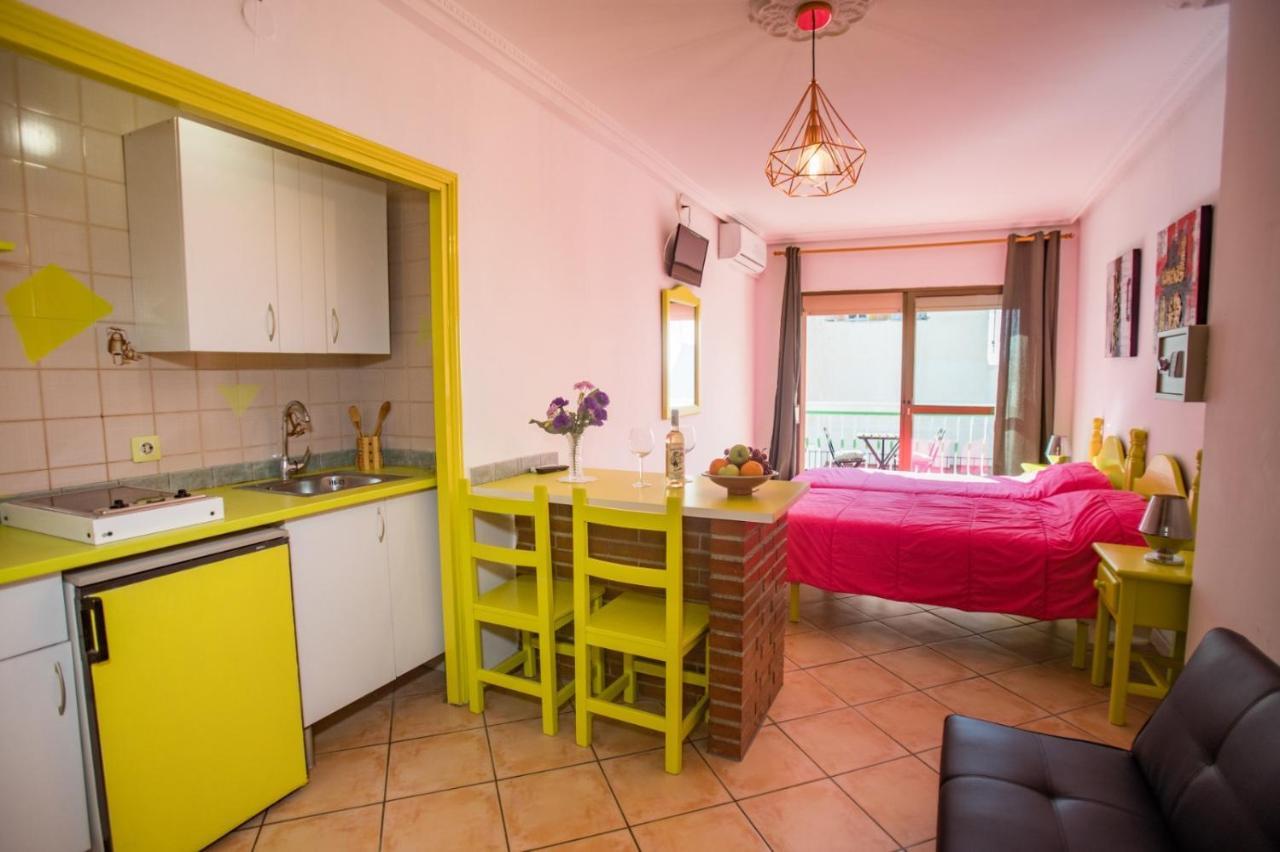 Apartamentos Carihuela Torremolinos Ngoại thất bức ảnh